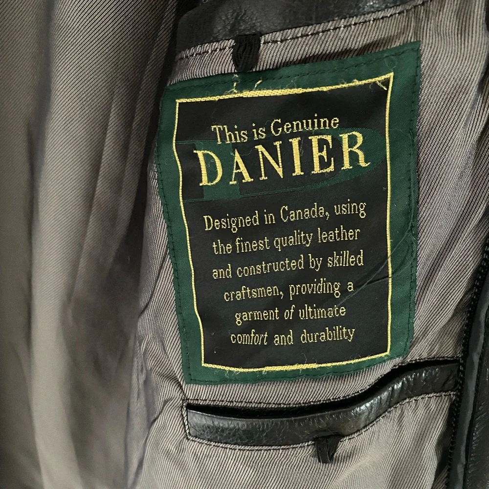 Men’s Danier Leather Car Coat - Picture 5 of 6